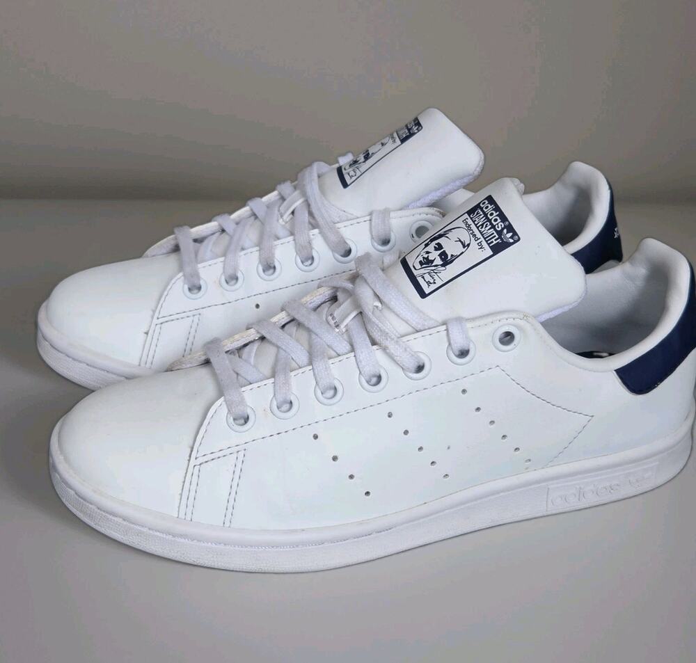 B12 Adidas Stan Smith White Navy Primegreen Sneakers Women’s 6 Casual